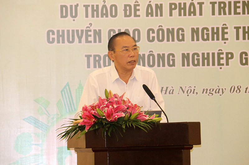 Thứ trưởng Phùng Đức Tiến